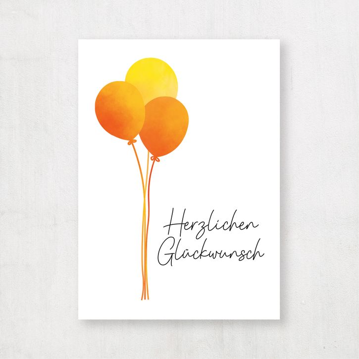 Postkarte Luftballons "Herzlichen Glückwunsch" von Emma Plitt Design | 1