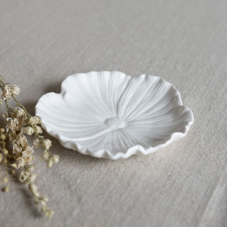 Blomster Schale Blattmuster Weiß von Storefactory