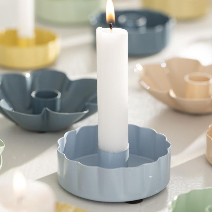 Kerzenhalter gewellte Kante hellblau von Ib Laursen | 1