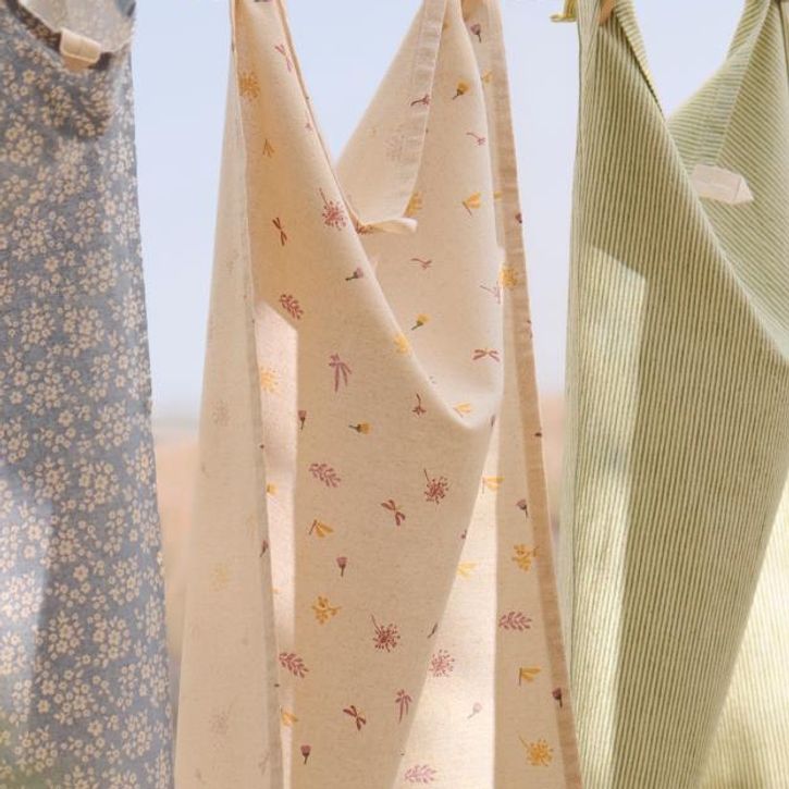 Geschirrtuch natur mit Blumen (gelb + rosa) von Ib Laursen | 2